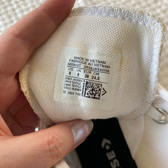 ⭐️ CONVERSE LUG SOLE HIGH TOPS | White | Size 8 ⭐️ - Picture 5 of 5